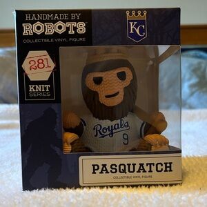 Handmade by Robots 'Pasquatch' Royals Knit Vinyl Figure - Blue & White
